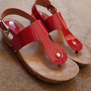 Ellen Tracy Red Wedges